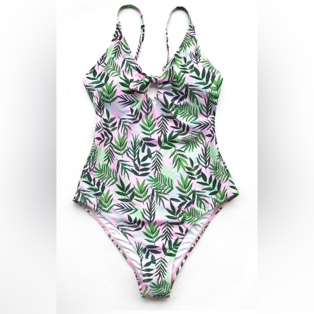 NWT Fantastic Dreams CupShe Women’s Swimsuit size large